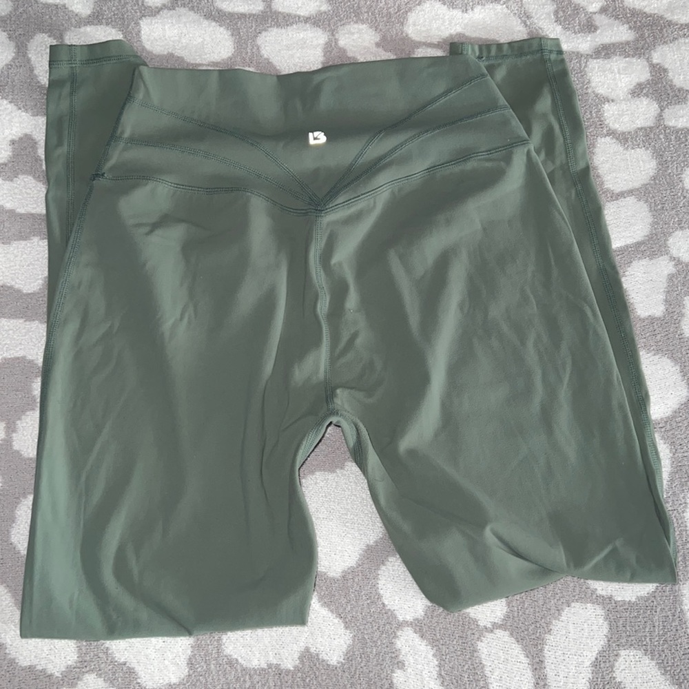 Legacy Leggings in agave green